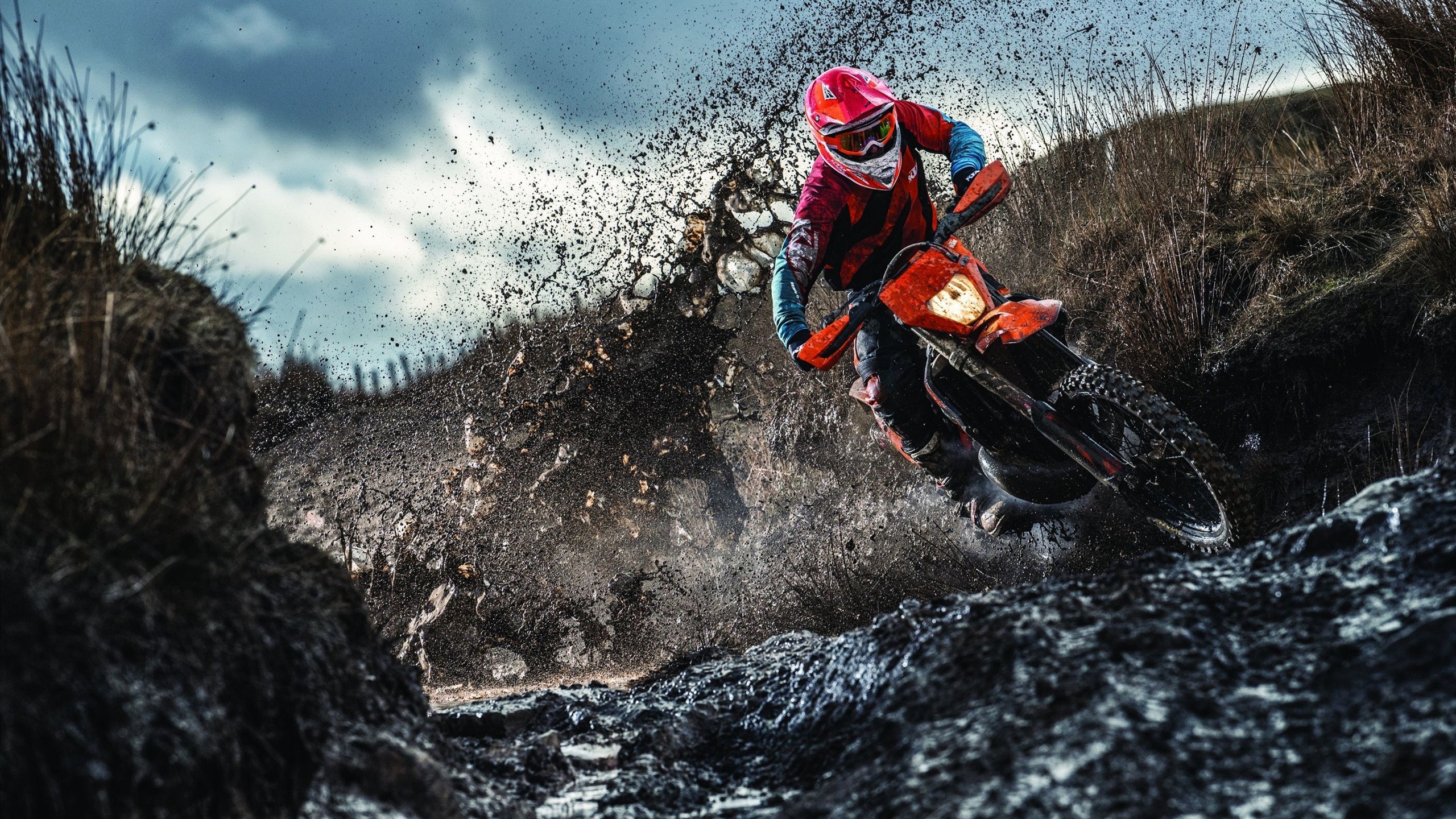 选手采访透露训练秘诀粉丝纷纷点赞学习，采访比赛选手应该问的问题