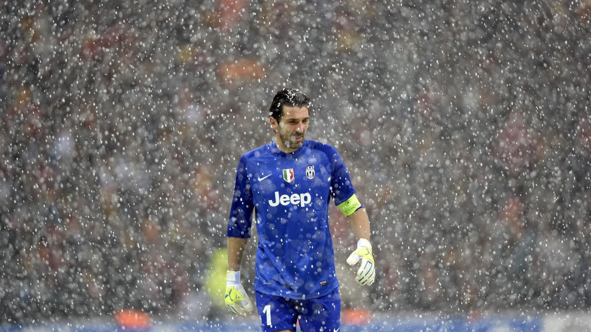 AYX体育官网-拜仁赛场表现获赞世界杯小组赛，拜仁世界队